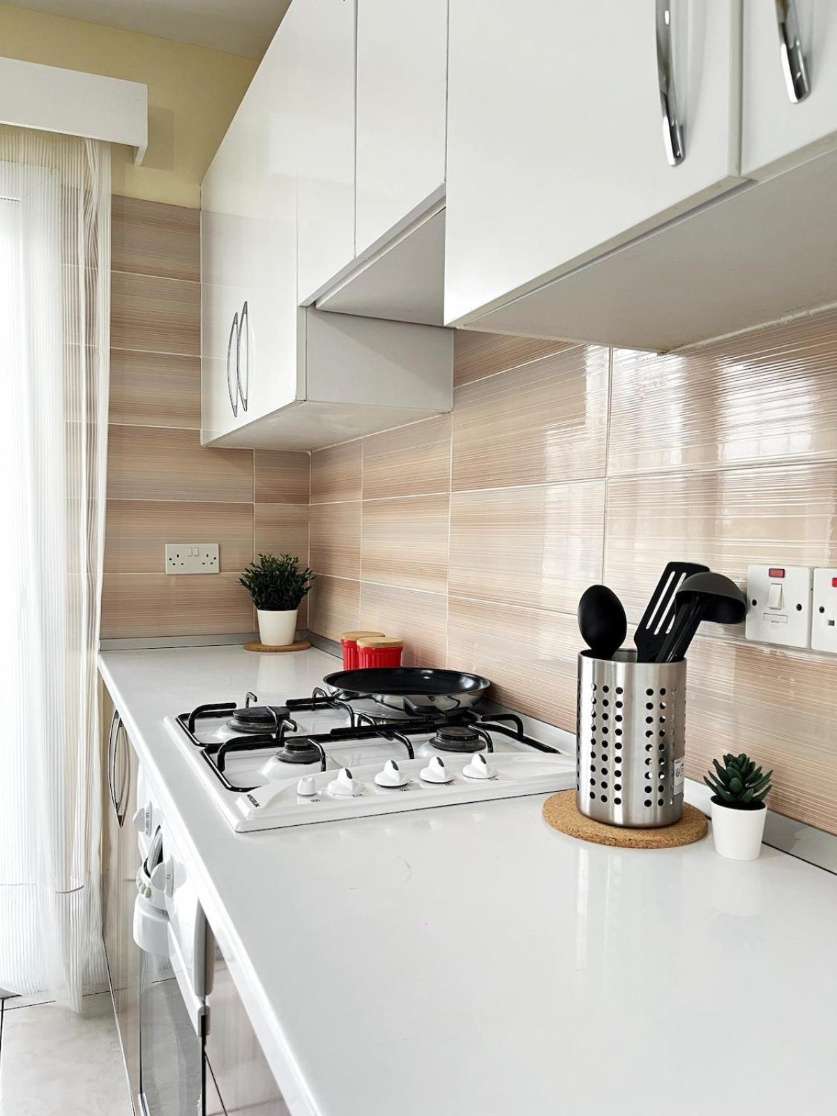 Weekend Apartments 3Br Kyrenia  Ngoại thất bức ảnh